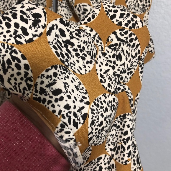 TopShop leopard spot frill trousers - Picture 10 of 14